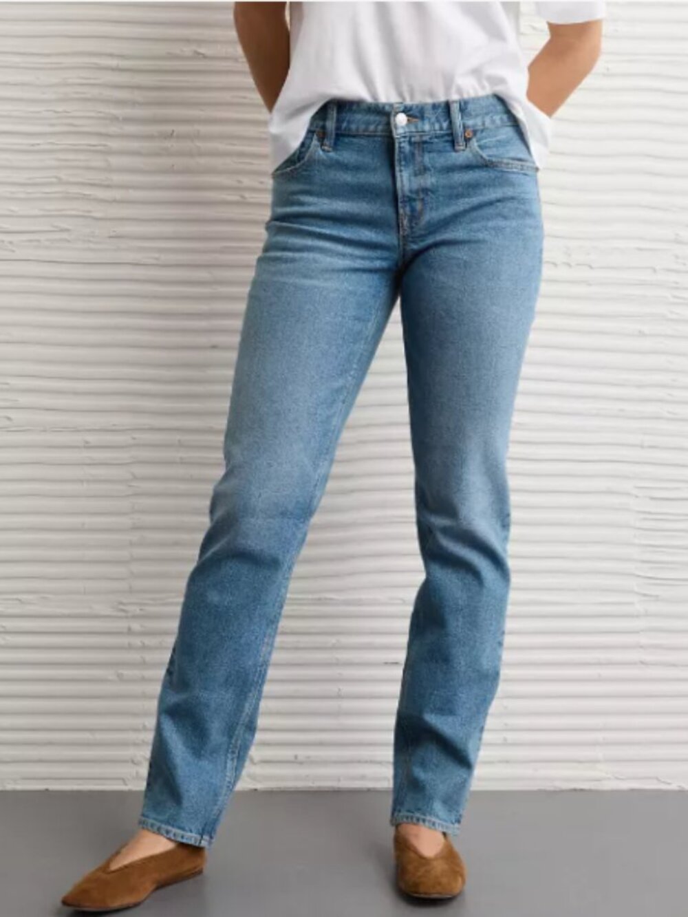 American Eagle Outfitters Women's Light Blue Straight Stretch Leg Jeans
